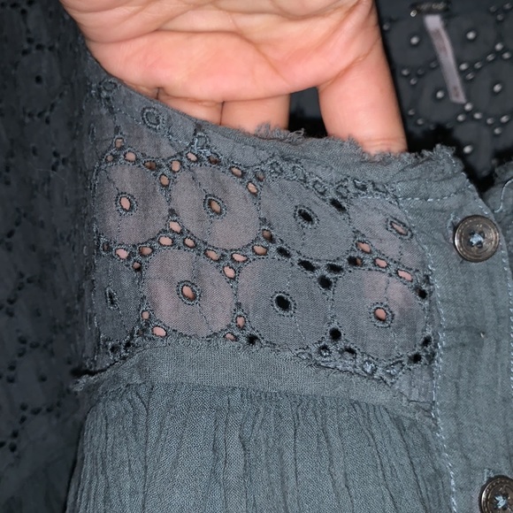 COPY - Free People Green Blouse - Picture 4 of 7